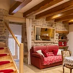 Des Grands-parents 4/6 Personnes Feriehus Saint-Étienne-du-Valdonnez